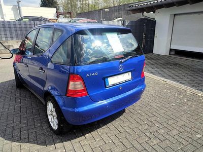 Second-hand Mercedes A140 Elegance 82 CP (60 kW) 1999 Albastru Monovolum