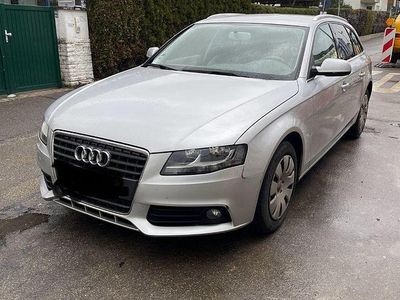 Gebraucht Audi A4 Ambiente 160 PS (117 kW) 2011 Grau Kombi