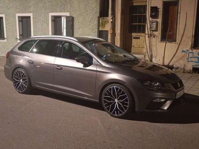 gebraucht Seat Leon ST 1.4 TSI ACT Start&Stop DSG FR Pano Alcantara