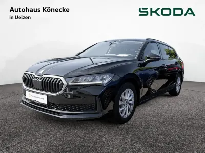 Gebraucht Skoda Superb Essence 150 PS (110 kW) 2025 Schwarz Kombi