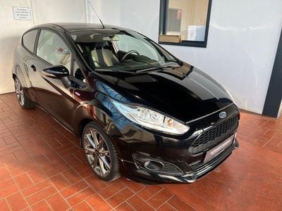 Schwarz Gebraucht 2017 Ford Fiesta Cool & Sound Edition Kleinwagen | 8.900 € (Guter Preis)