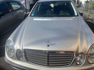 Mercedes E220
