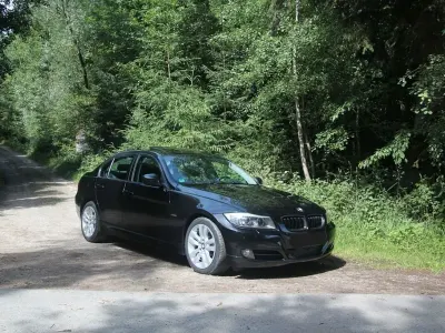 Gebraucht BMW 320 Comfort Edition 170 PS (125 kW) 2009 Schwarz Limousine