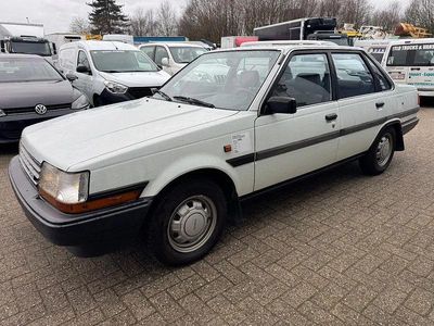Weiß Gebraucht 1985 Toyota Carina II Limousine | 2.950 €