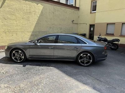 Audi A8L