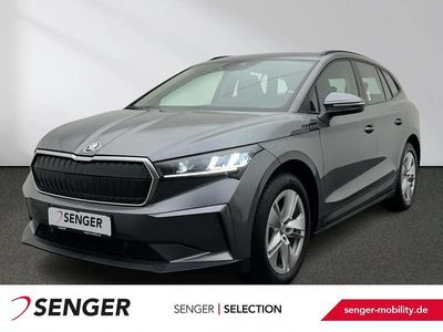 Graphitegrau Gebraucht 2023 Skoda Enyaq iV Loft SUV | 24.880 € (Fairer Preis)