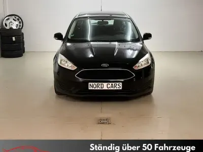 Gebraucht Ford Focus 101 PS (74 kW) 2016 Schwarz Limousine