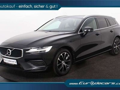 gebraucht Volvo V60 D3 Black Edition *1.Hand*T.Leder*AHK*EHK*