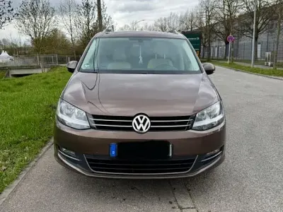 Gebraucht VW Sharan Highline 170 PS (125 kW) 2011 Braun Van / Kleinbus