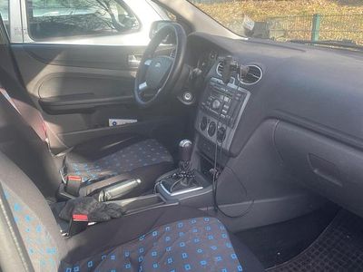 Second-hand Ford Focus 101 CP (74 kW) 2006 Negru Break