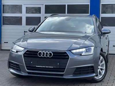 Używany Audi A4 Basis 190 KM (139 kW) 2018 Szary Kombi