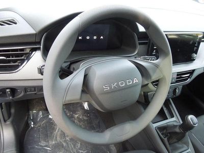 Grau Neu 2026 Skoda Scala Essence Kleinwagen | 21.965 € (Fairer Preis)