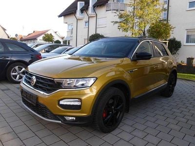 Second-hand VW T-Roc Style 150 CP (110 kW) 2018 Galben SUV