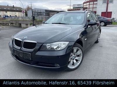 gebraucht BMW 318 d mit Navi und Panorama Anhängerkupplung