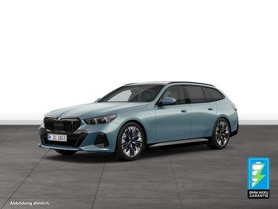 Gebraucht BMW i5 M Sport 250 kW (340 PS) 2025 Grün Kombi