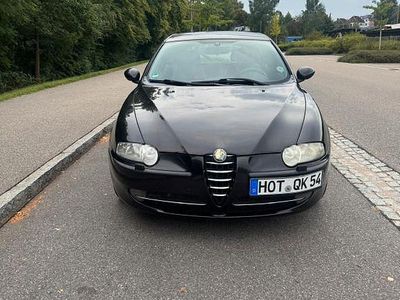 Gebraucht Alfa Romeo 147 Progression 120 PS (88 kW) 2002 Schwarz Kleinwagen