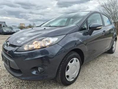 Gebraucht Ford Fiesta Trend 82 PS (60 kW) 2010 Grau Limousine