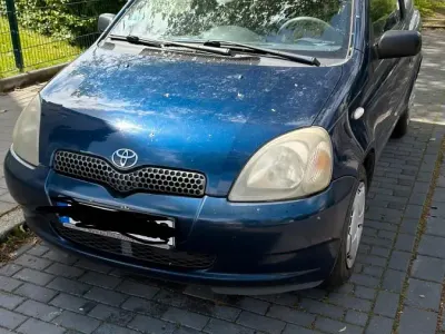 Gebraucht Toyota Yaris 68 PS (50 kW) 2002 Blau Kleinwagen