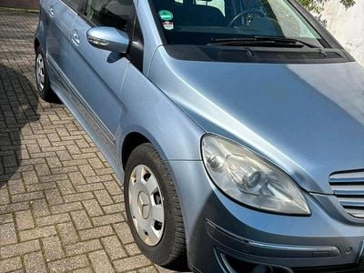 Usata Mercedes B170 116 CV (85 kW) 2006 Blu Monovolume