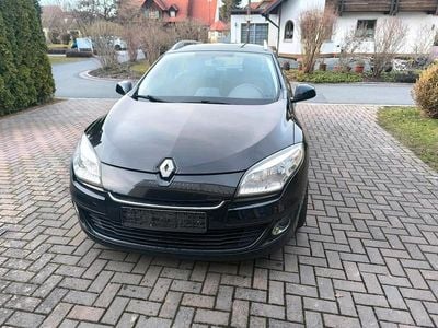 Gebraucht Renault Mégane GrandTour 110 PS (80 kW) 2012 Schwarz Kombi