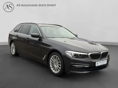 Gebraucht BMW 520 190 PS (139 kW) 2020 Sophistograu brillanteffekt me Kombi