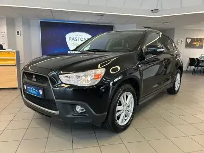 Gebraucht Mitsubishi ASX Invite 150 PS (110 kW) 2012 Schwarz SUV