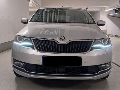 Usata Skoda Rapid Clever 95 CV (69 kW) 2018 Argento Station wagon