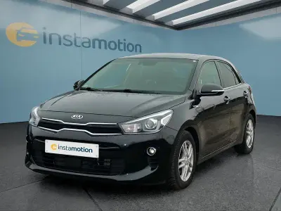 Używany Kia Rio 120 KM (88 kW) 2019 Czarny Hatchback