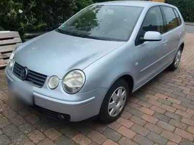Gebraucht VW Polo 64 PS (47 kW) 2003 Silber Limousine