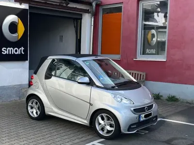 Gebraucht Smart ForTwo Cabrio Passion 71 PS (52 kW) 2012 Silber Cabrio
