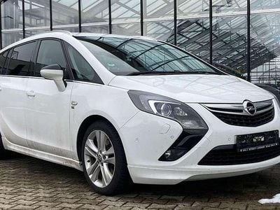 Gebraucht Opel Zafira Tourer Business Innovation 170 PS (125 kW) 2016 Schneeweiss/olympic/summit whi Van / Kleinbus