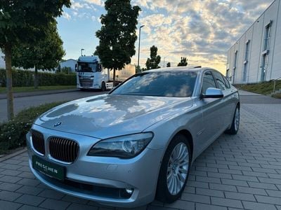 Gebraucht BMW 730 245 PS (180 kW) 2012 Silber Limousine