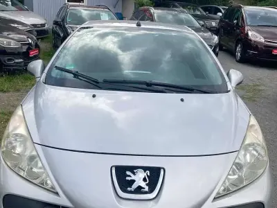 Gebraucht Peugeot 207 CC Platinum 120 PS (88 kW) 2009 Silber Cabrio
