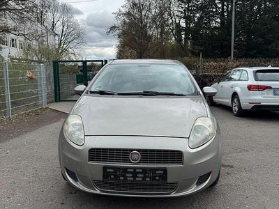Gebraucht Fiat Punto 77 PS (56 kW) 2009 Grau Kleinwagen