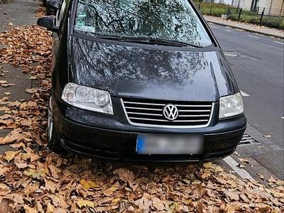 VW Sharan