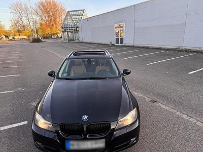 Second-hand BMW 330 245 CP (180 kW) 2012 Negru Break