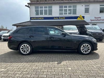 Usata BMW 330e Advantage 184 CV (135 kW) 2021 Nero Station wagon