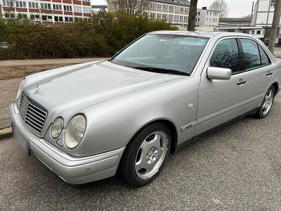 Usata Mercedes E270 1999 Argento Berlina