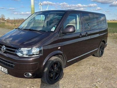 Usata VW T5 Highline 179 CV (131 kW) 2010 Viola Furgone