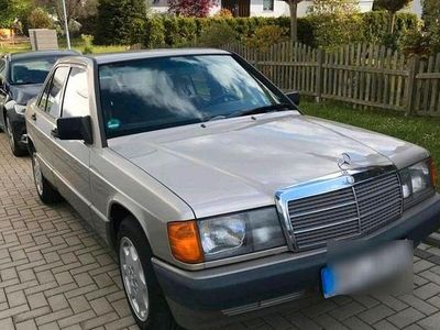 Brugt Mercedes 190 109 HK (80 kW) 1992 Brun Sedan