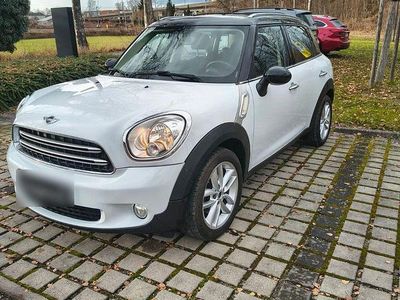 Gebraucht Mini Cooper D 111 PS (81 kW) 2016 Weiß Kleinwagen