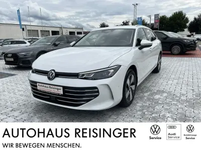 Gebraucht VW Passat Business 150 PS (110 kW) 2025 Pure white (weiß) Kombi