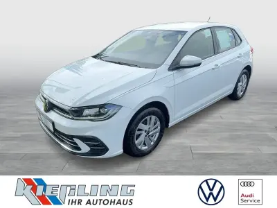 Gebraucht VW Polo Style 95 PS (69 kW) 2022 Weiß Kleinwagen