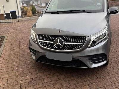Gebraucht Mercedes V300 AMG line 237 PS (174 kW) 2021 Grau Van / Kleinbus