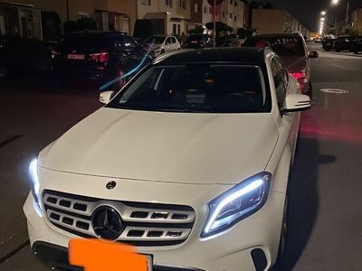 gebraucht Mercedes GLA180 