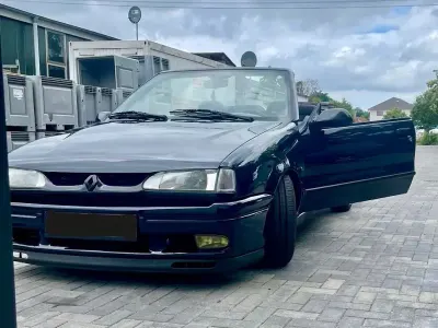 Gebraucht Renault 19 90 PS (66 kW) 1996 Blau Cabrio