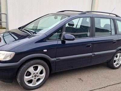 Second-hand Opel Zafira 125 CP (91 kW) 2003 Albastru Monovolum
