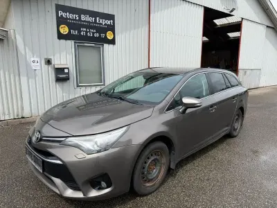 Gebraucht Toyota Avensis Executive 147 PS (108 kW) 2017 Kombi