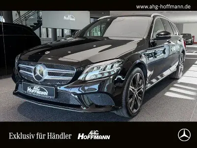 Gebraucht Mercedes C300e 194 PS (142 kW) 2021 Schwarz Limousine