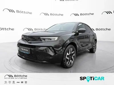 Gebraucht Opel Mokka 131 PS (96 kW) 2025 Lackierung schwarz perla nera/typ aussenverkleidung metalliclackierung SUV